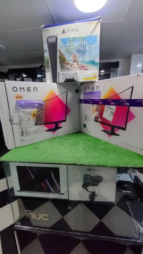 Écran OMEN 32c   32'' QHD AMD Freesync HDR 165 Hz VENU DE USA