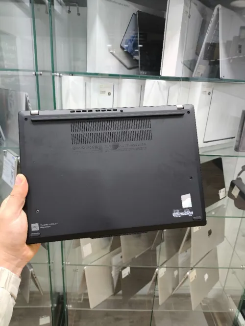 THINKPAD X13 GEN 4 Ryzen 5 PRO 7540U/16G LPD5X/256GB SSD NVME 4.0/13.3 WUXGA NEUF SOUS EMBALLAGE