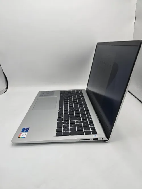 DELL INSPIRON15 3530 