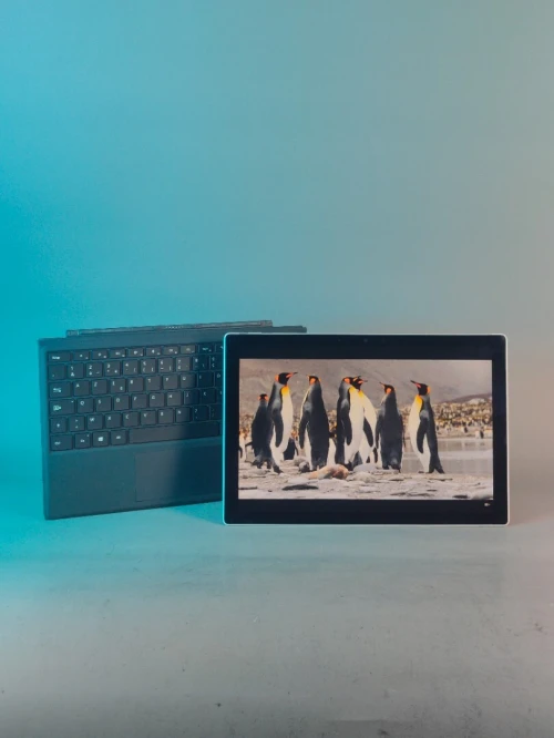 Microsoft surface pro 7 i7-1065g7 16gb RAM SSD 256gb écran 12,3" 2k