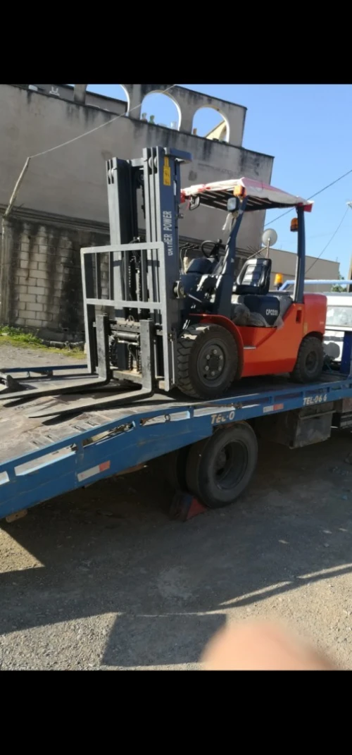 Location Clark klark chariot élévateur Forklift  كلارك 