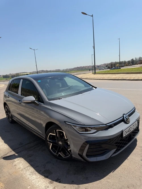 Volkswagen Golf 8 2025 R-Line