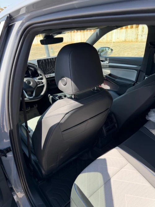 Volkswagen Golf 8 2025 R-Line