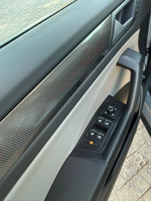Volkswagen T-Roc 2026 R-Line 