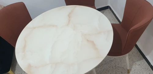 Table 4chaise