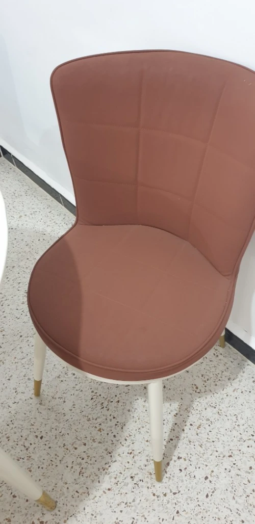 Table 4chaise