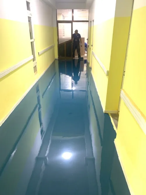 Revêtement de sol en résine epoxy 