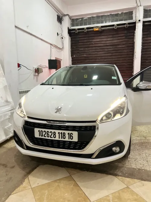 Peugeot 208 2018 Allure Facelift