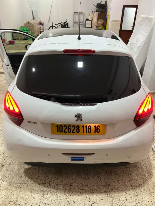 Peugeot 208 2018 Allure Facelift