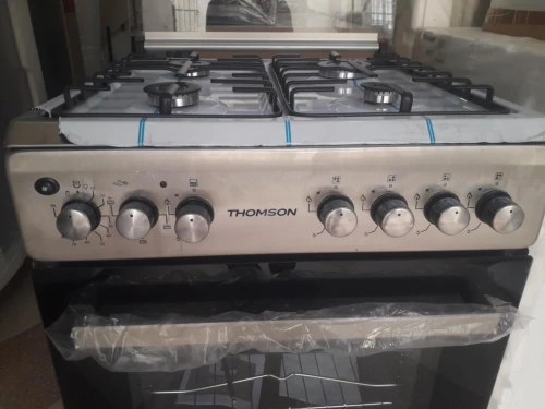 CUISINIER THOMSON INOX VENTILER GAZ/ELECTRIQUE 
