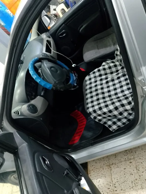 Dacia Logan 2009 La base