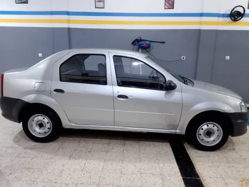 Dacia Logan 2009 La base