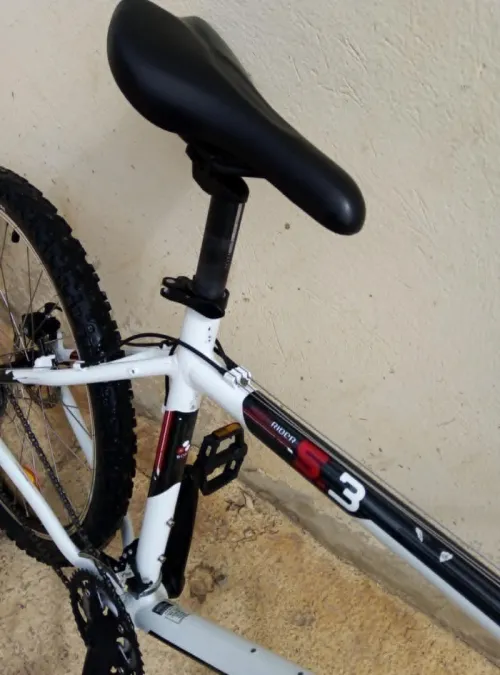 vélo B'twin Rockrider 5.3 presque neuf