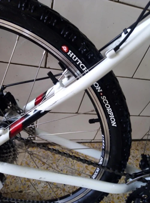 vélo B'twin Rockrider 5.3 presque neuf