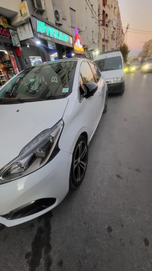 Peugeot 208 2020 Allure Facelift