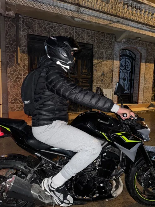 Kawasaki Z900 2025