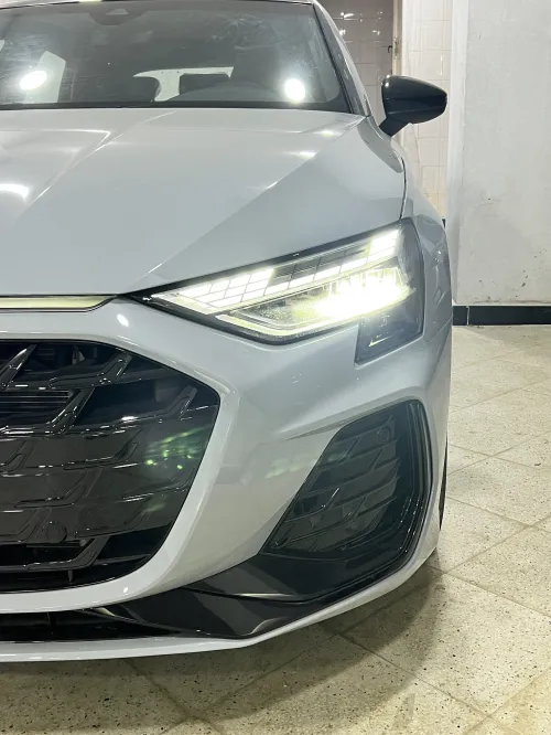 Audi A3 Sportback 2026 Flying spur Edition Premium 