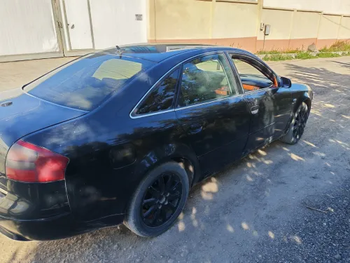 Audi A6 2001 Quattro