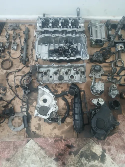 قطع غيار محرك crdi 2.0