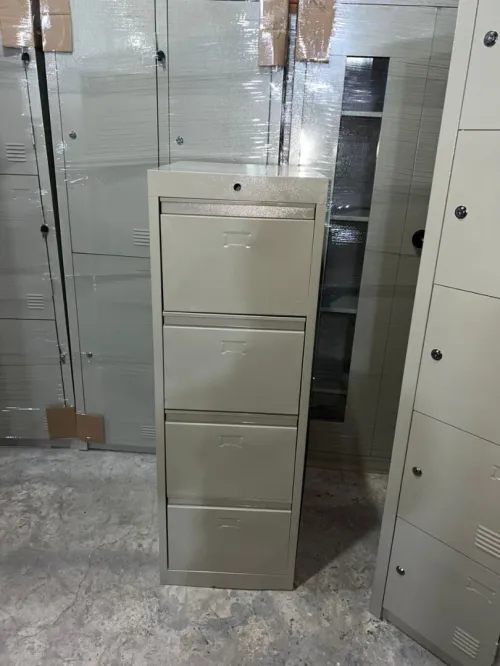 Armoire métallique de rangement