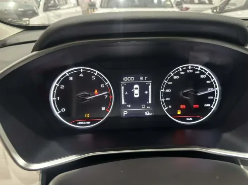 Geely Coolray 2025 