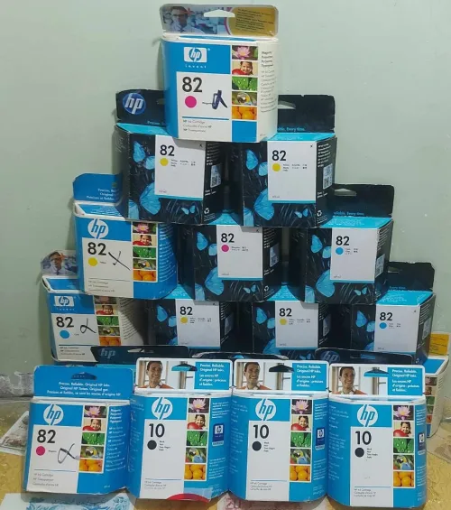 A vendre lot de cartouches pour traceur HP500