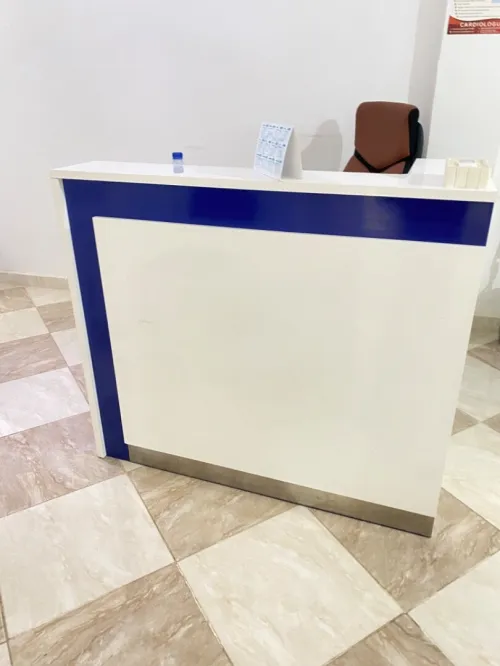 Bureau PDG  comptoir de réception 