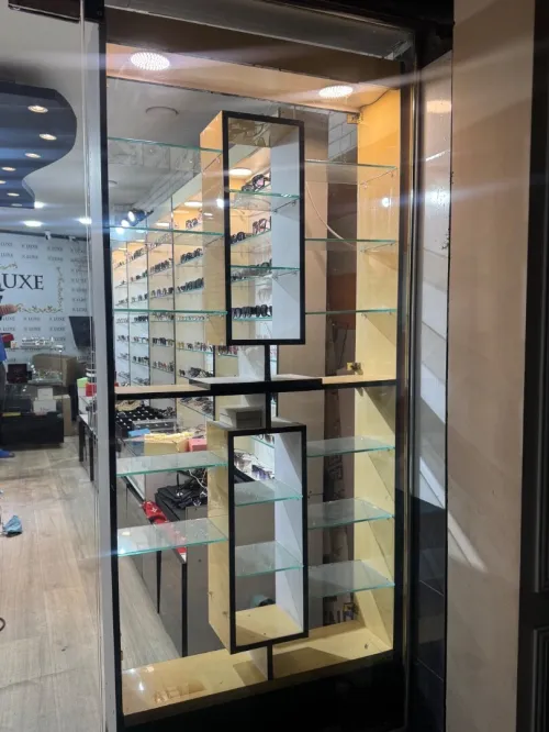 Meuble magasin Étagère box