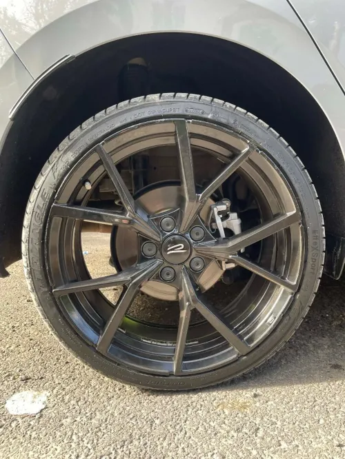Volkswagen Golf 8 2025 R Black Edition 