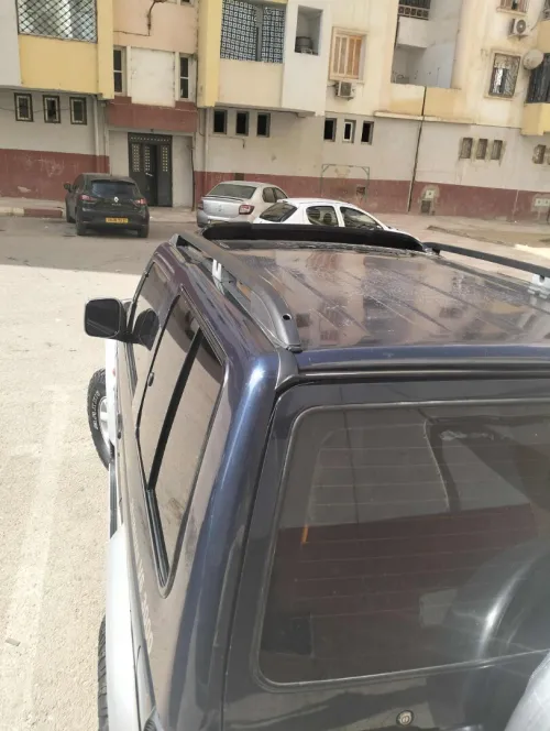 Mitsubishi Pajero Court 1998 Pajero Court