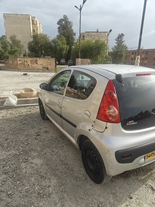 Peugeot 107 2009 107