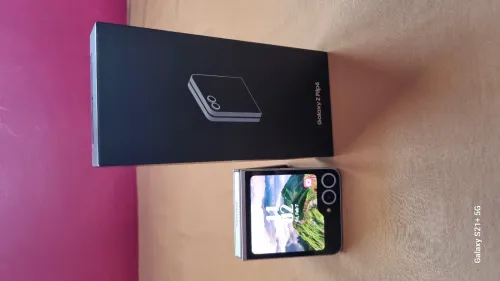 Samsung Galaxy Z Flip6