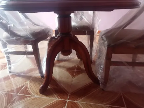 Table à manger ronde en bois hêtre + 4 chaises