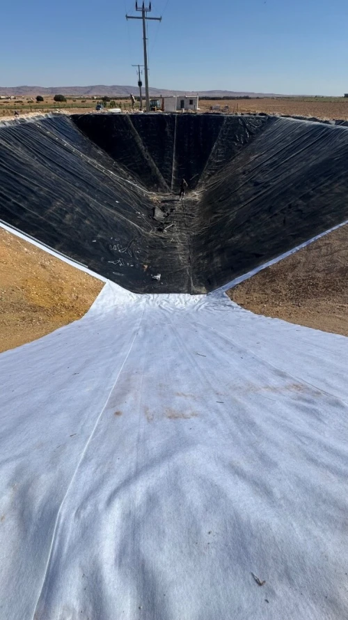 Geomembrane et Geotextil