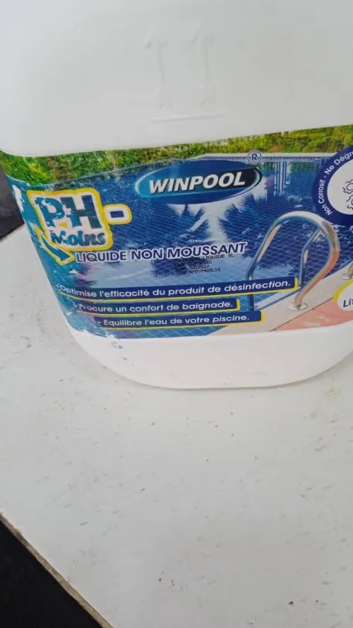 Produits chimiques pour les piscines