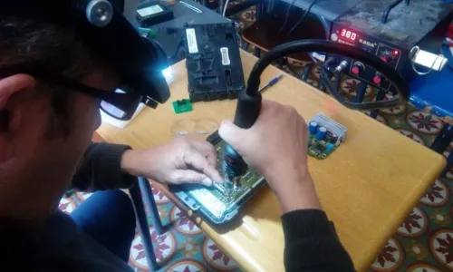 FORMATION REPROGRAMMATION CALCULATEURS ET CLÉS A PUCE