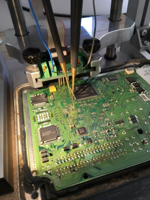 FORMATION REPROGRAMMATION CALCULATEURS ET CLÉS A PUCE
