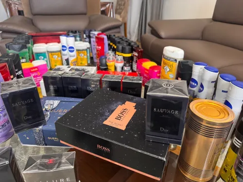 Des parfums original dior prada chanel myself