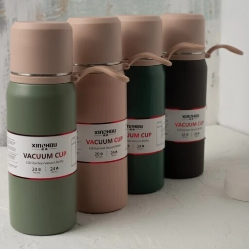 Thermos en Inox Garder la chaleur et le froid 500ml Ideal pour cafe et thé Vacuum