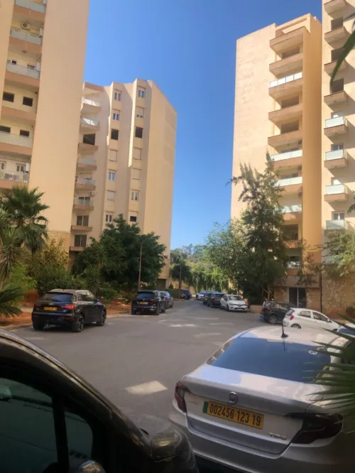 Location Appartement F4 Alger Draria