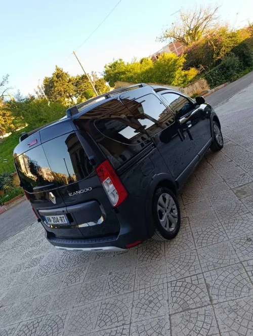 Renault Kangoo 2025 Stepwey