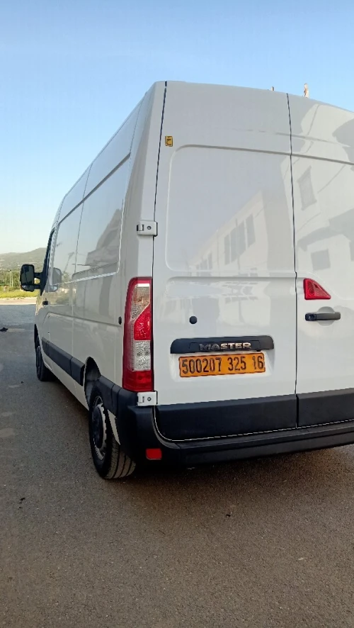 Renault Master 2025
