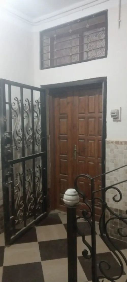 Location Appartement Niveau de villa F2 Saïda Saida