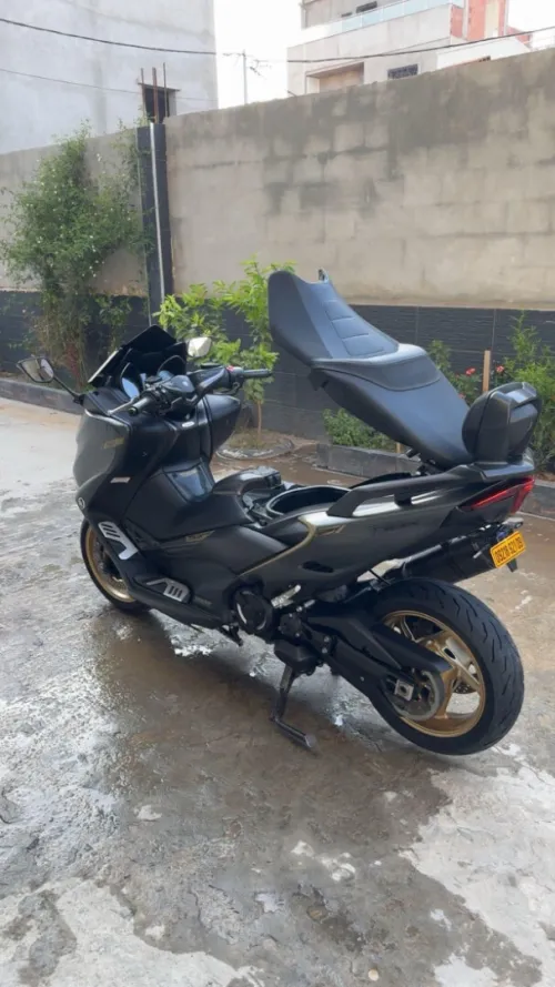 Yamaha Tmax 2021