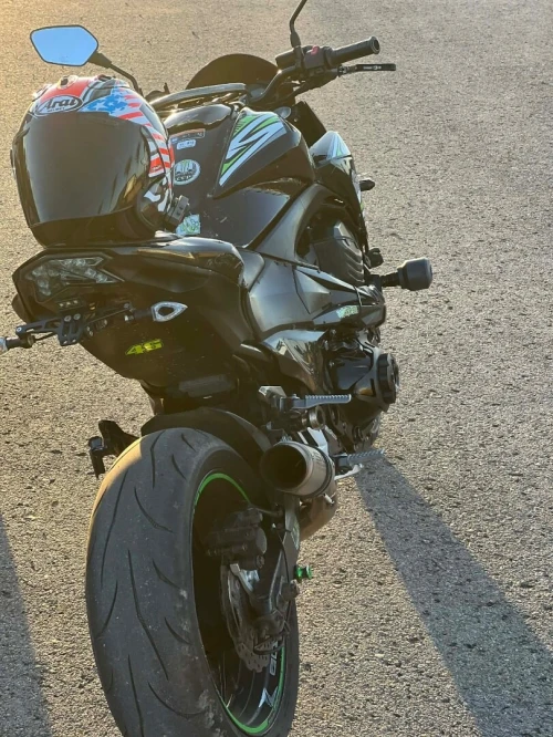 Kawazaki Z800 R 2015