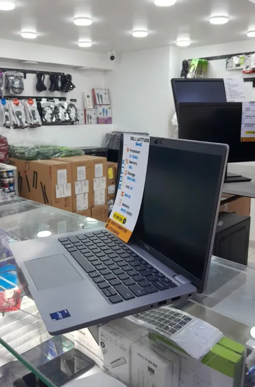 LAPTOP DELL LATITUDE 5440 i501345U 16G 256G SSD 14" FHD