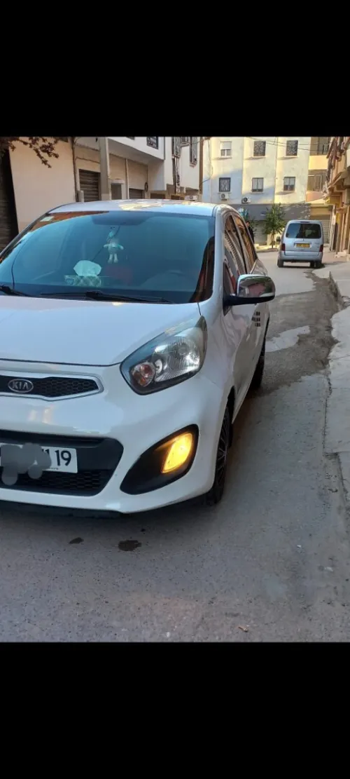 Kia Picanto 2011 Pop  (baz clim)