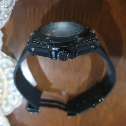 Montre hublot big bang  