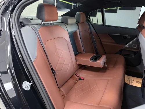 BMW Série 520D 2026 Full carbone