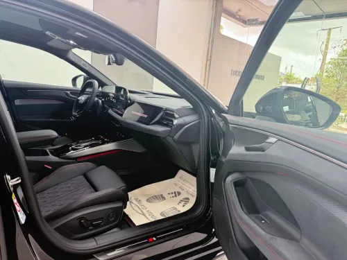 Audi A6 2026 S line black
